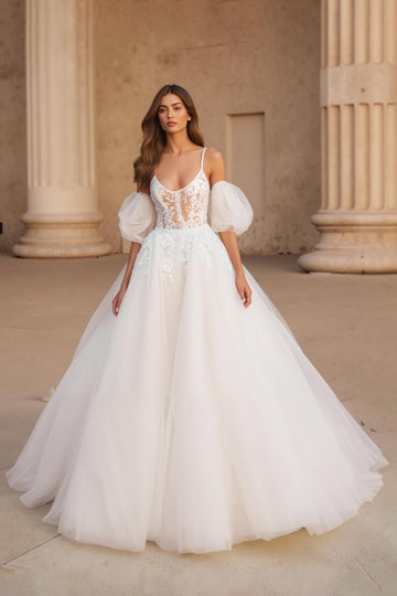 Ivoire spaghetti bretelles bal robe de bal balayage traîne robe de mariée avec dentelle